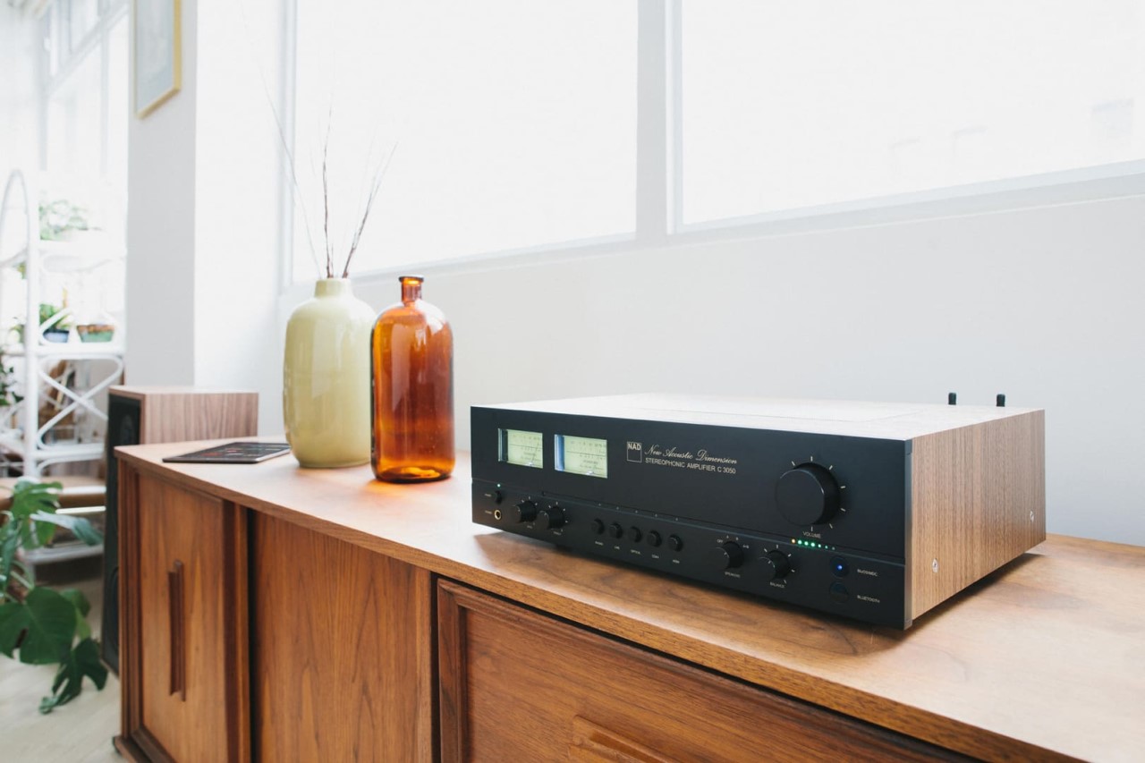 NAD C3050 數位綜合擴大機