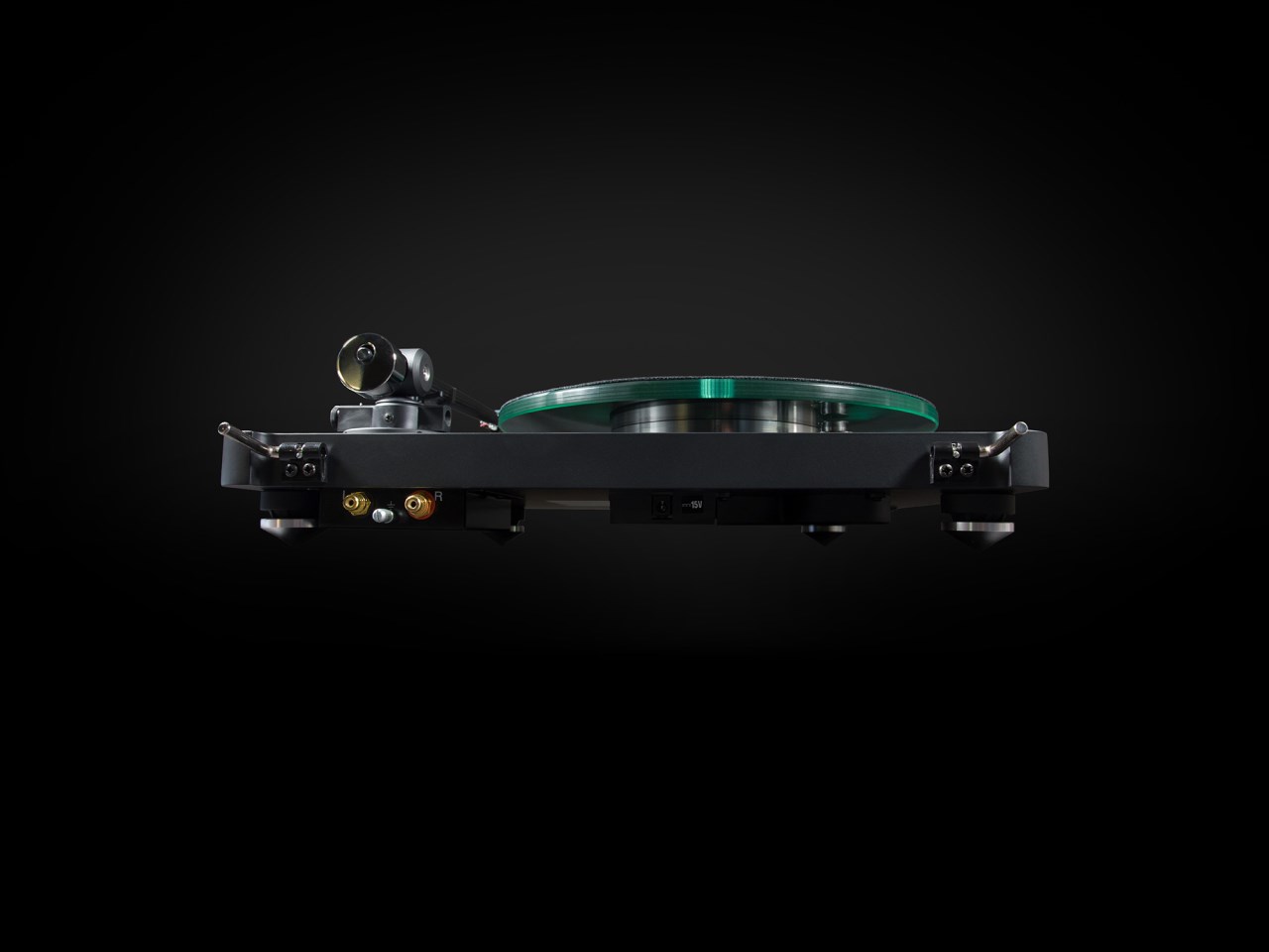 NAD C588 黑膠唱盤