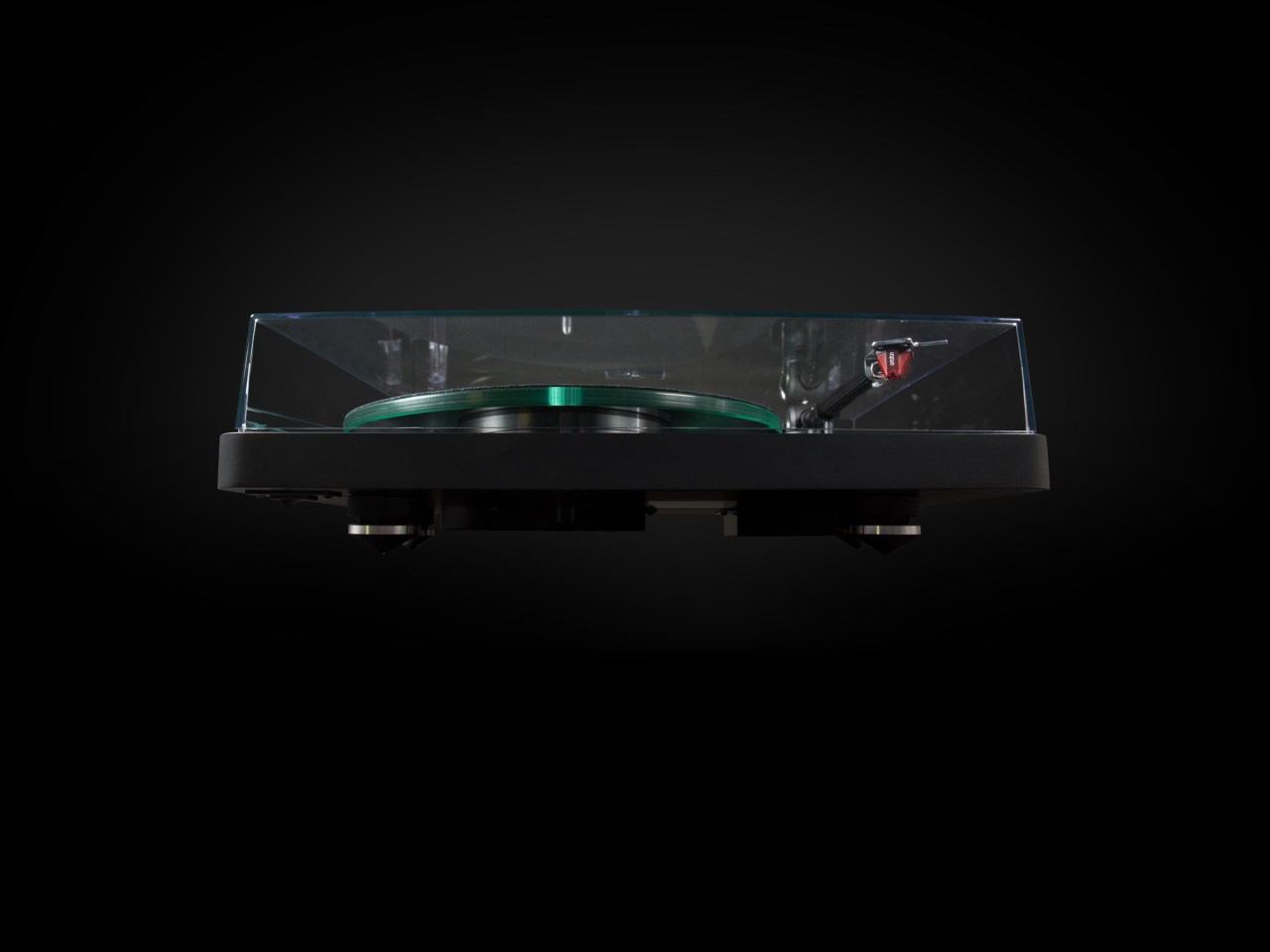 NAD C588 黑膠唱盤