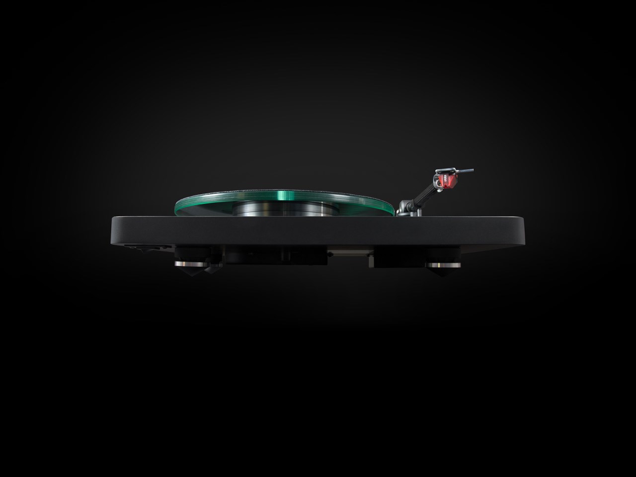 NAD C588 黑膠唱盤